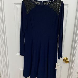 American Living Size 10 navy blue dress w/black lace around the shoulders/back